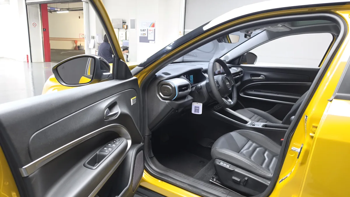 Jeep Avenger interior detail