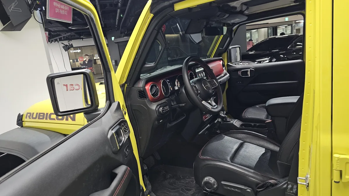 Jeep Gladiator interior detail