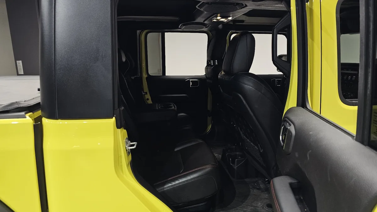 Jeep Gladiator interior detail