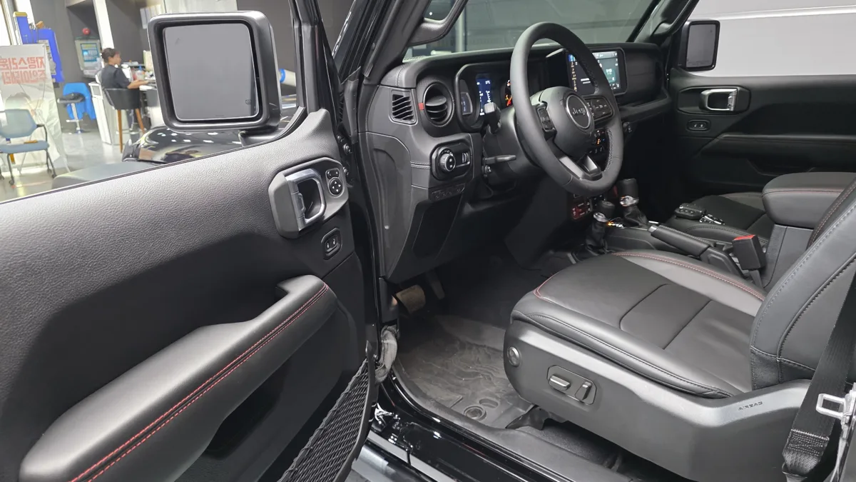Jeep Wrangler interior detail