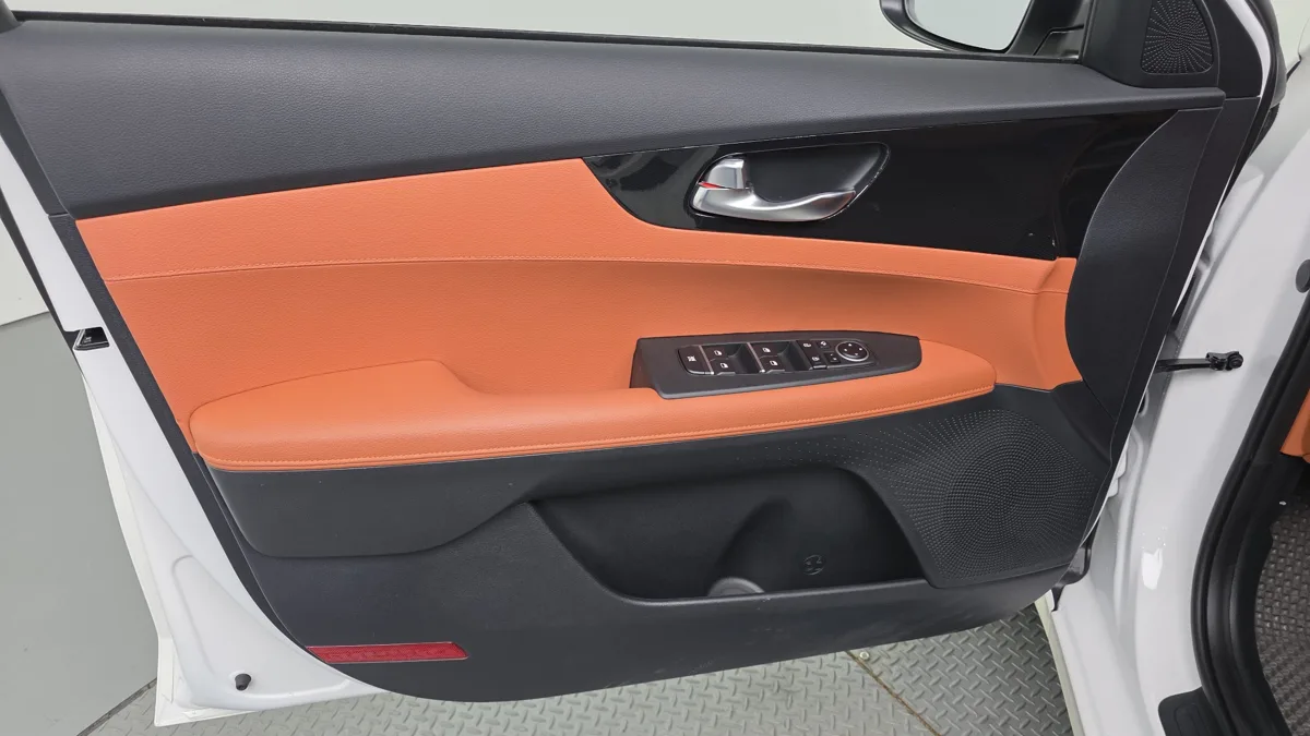 Kia K3 interior detail