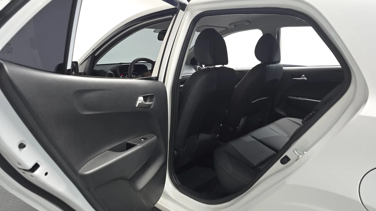 Kia Picanto (Morning) interior detail