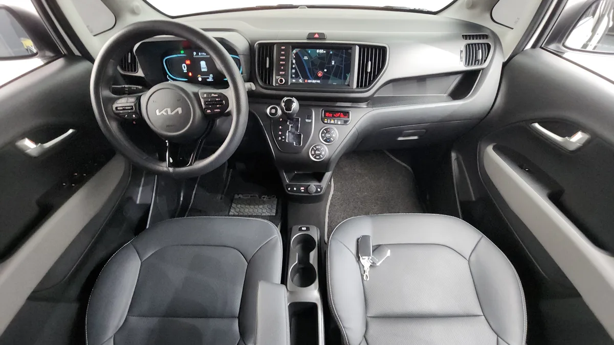 Kia Ray interior detail
