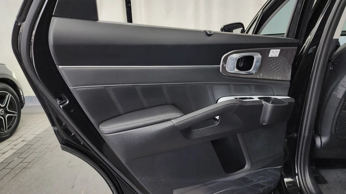 Kia Sorento interior detail