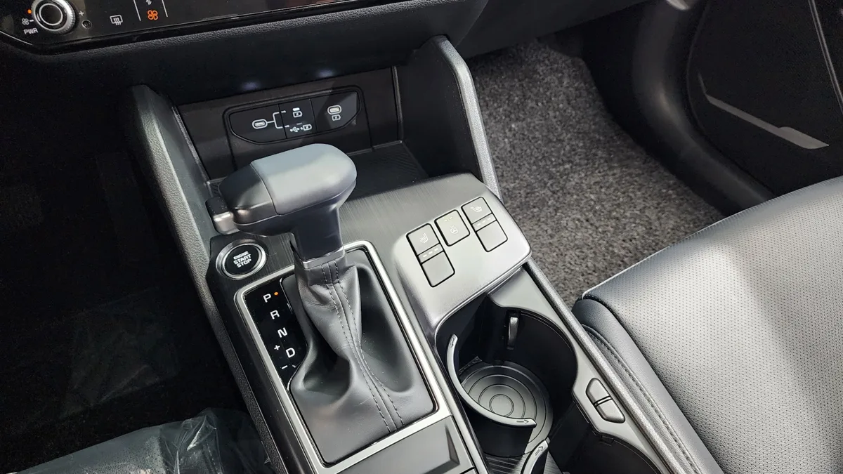 Kia Sportage interior detail