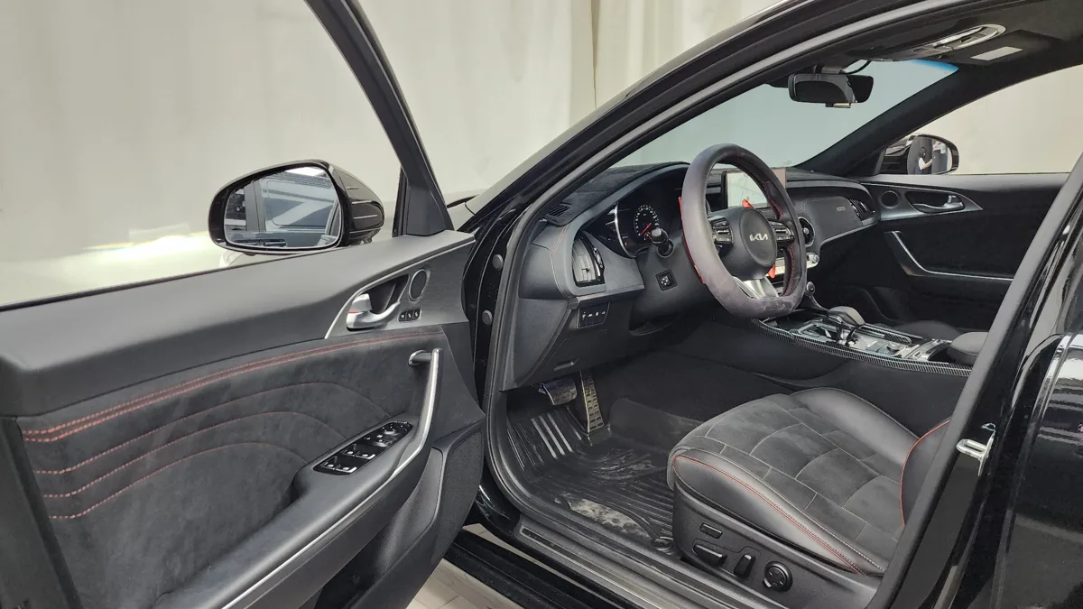 Kia Stinger interior detail