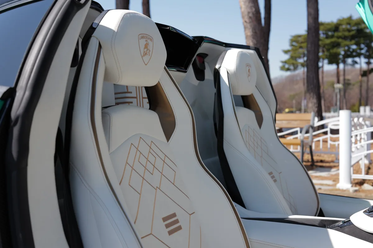 Lamborghini Aventador interior detail