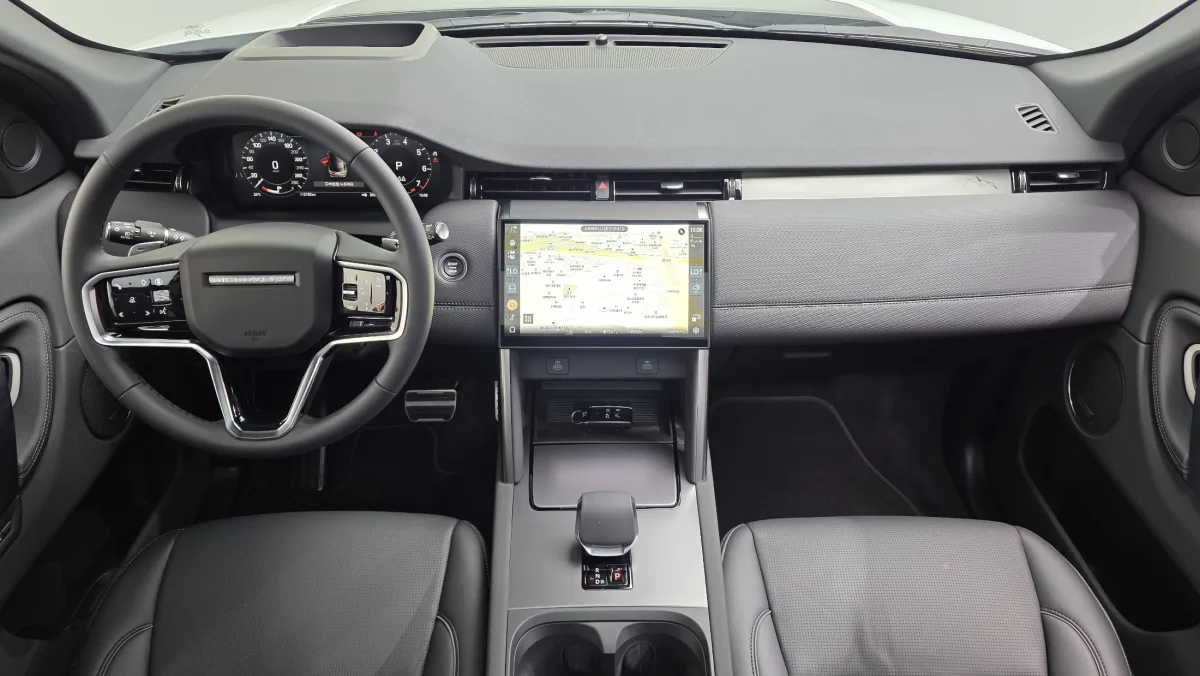 Land Rover Discovery Sport interior detail