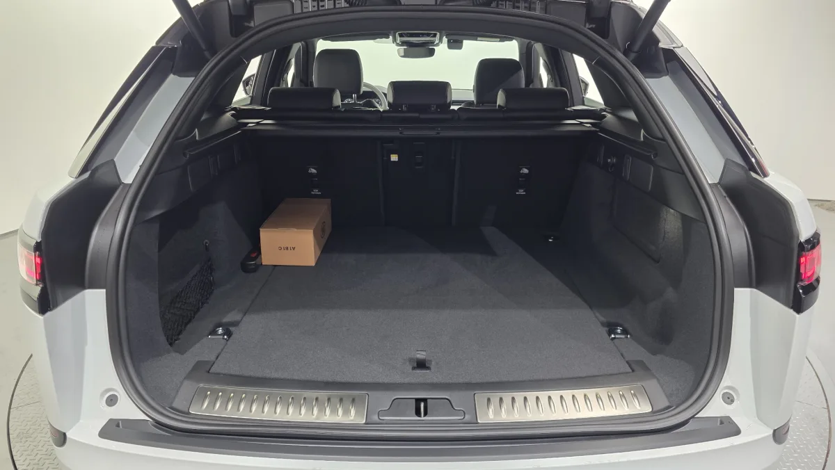 Land Rover Range Rover Velar interior detail