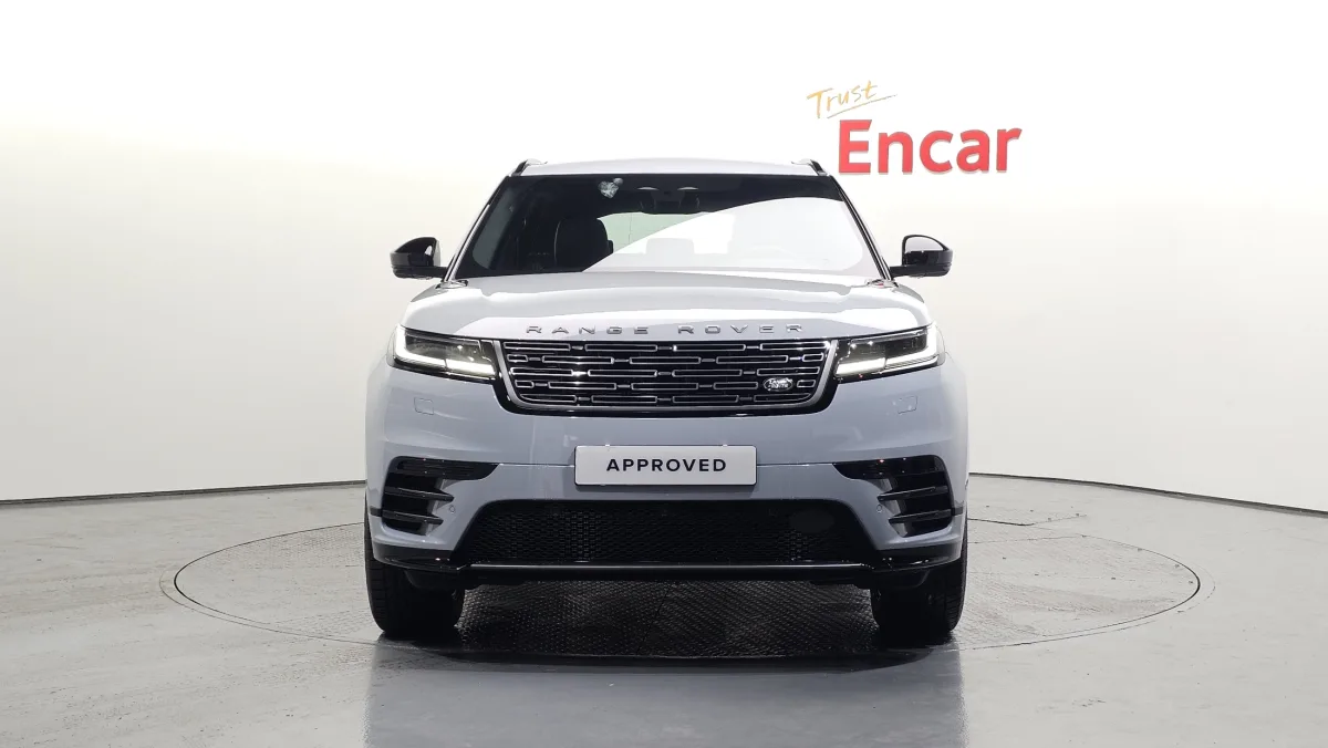 Land Rover Range Rover Velar interior detail