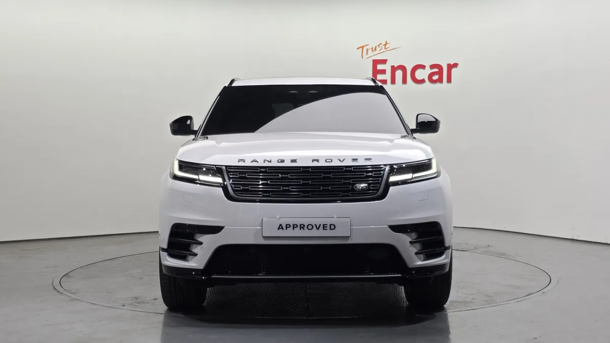 Land Rover Range Rover Velar interior detail