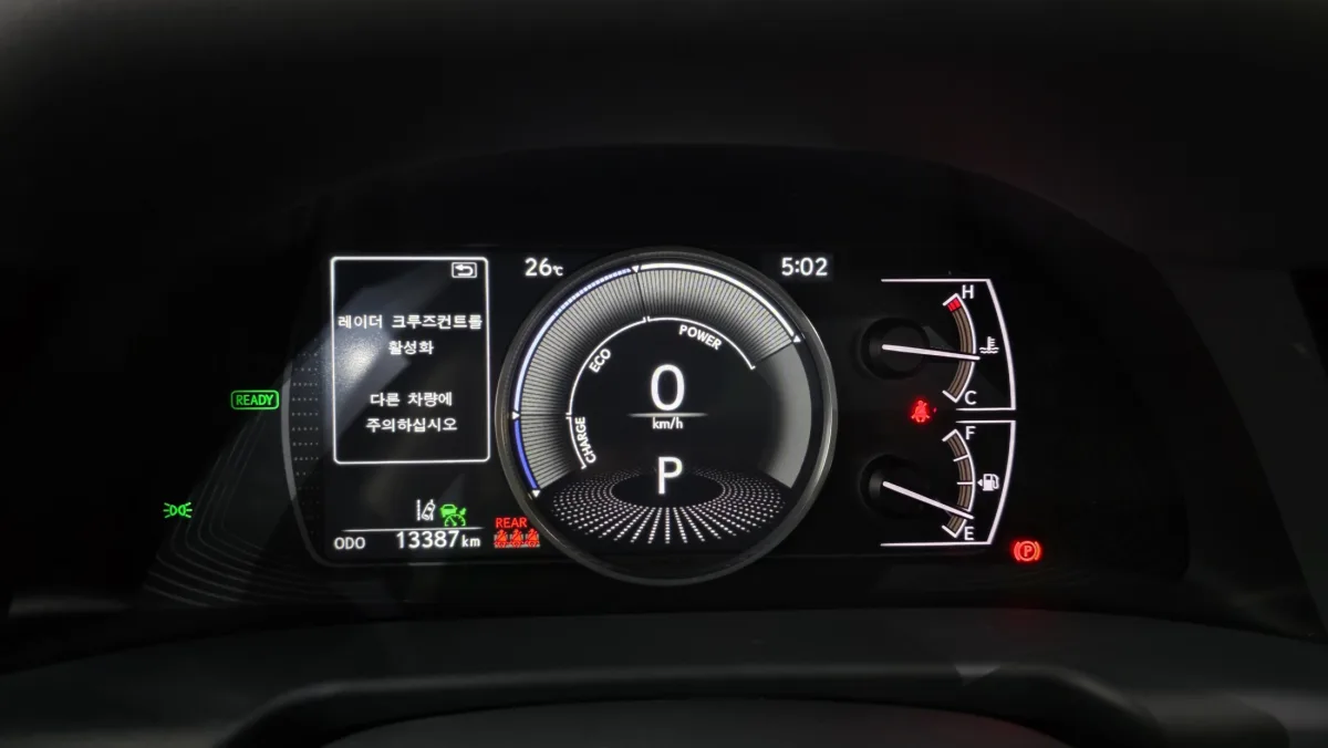 Lexus ES interior detail