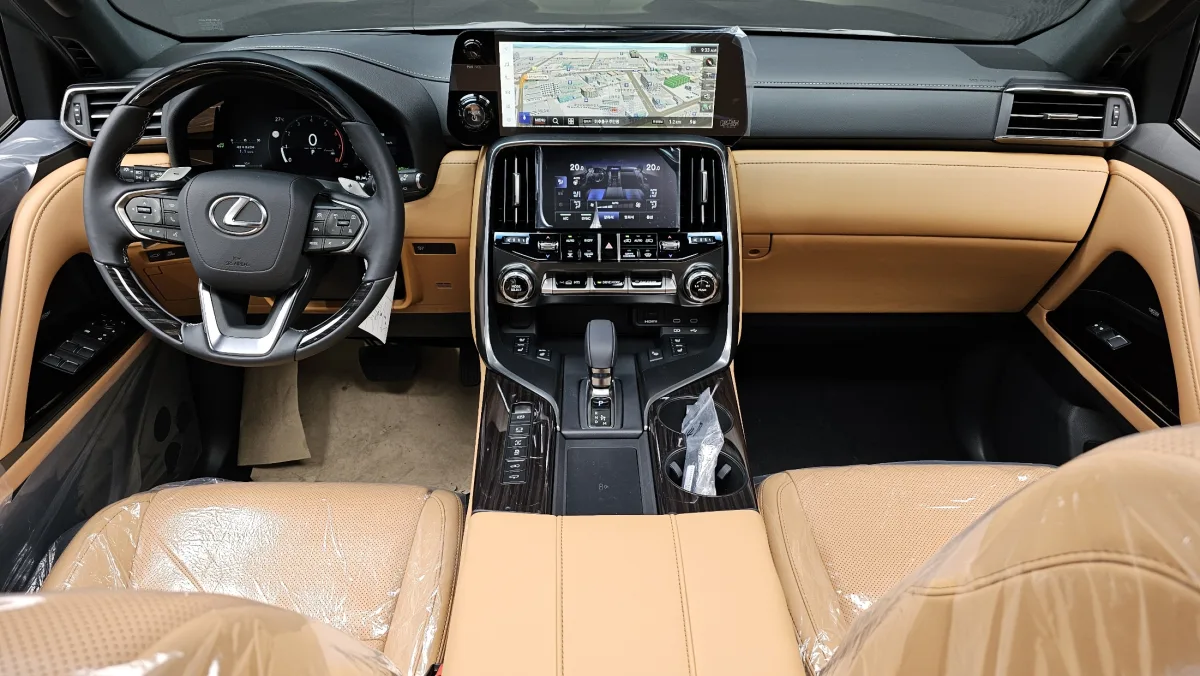 Lexus LX interior detail