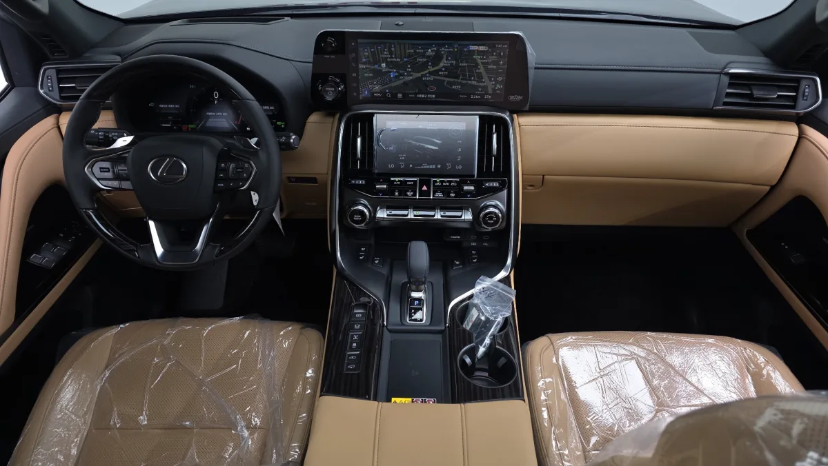 Lexus LX interior detail