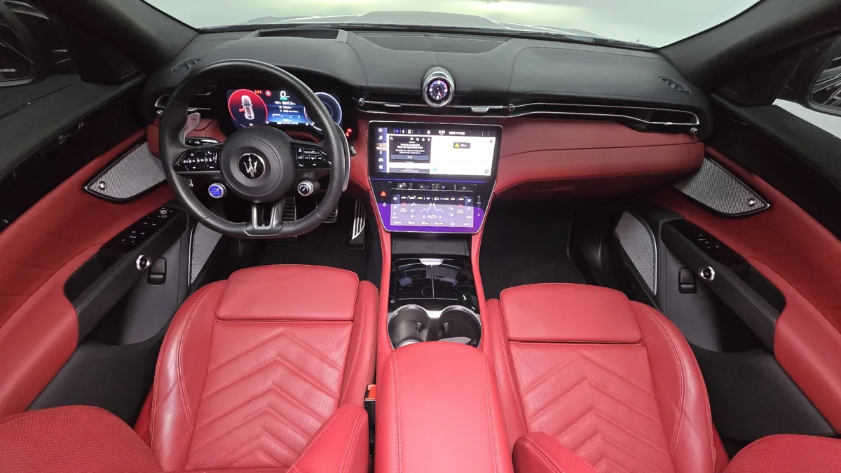 Maserati Grecale interior detail