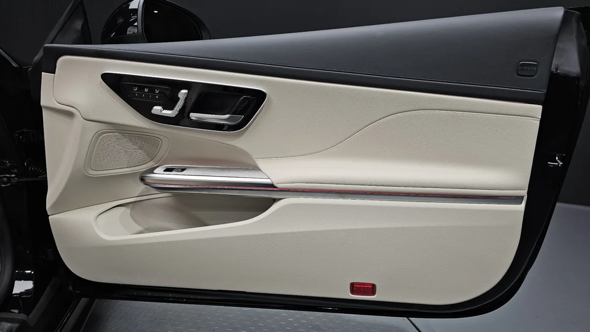 Mercedes-Benz CLE-Class interior detail