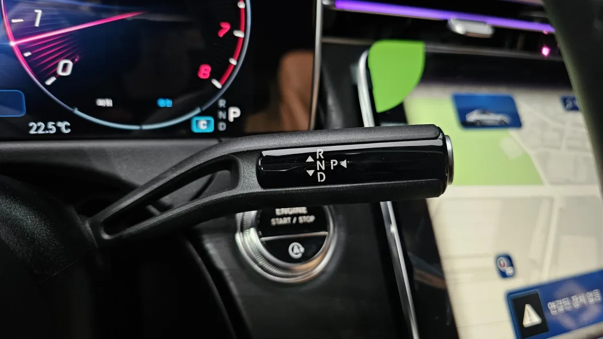 Mercedes-Benz E-Class interior detail