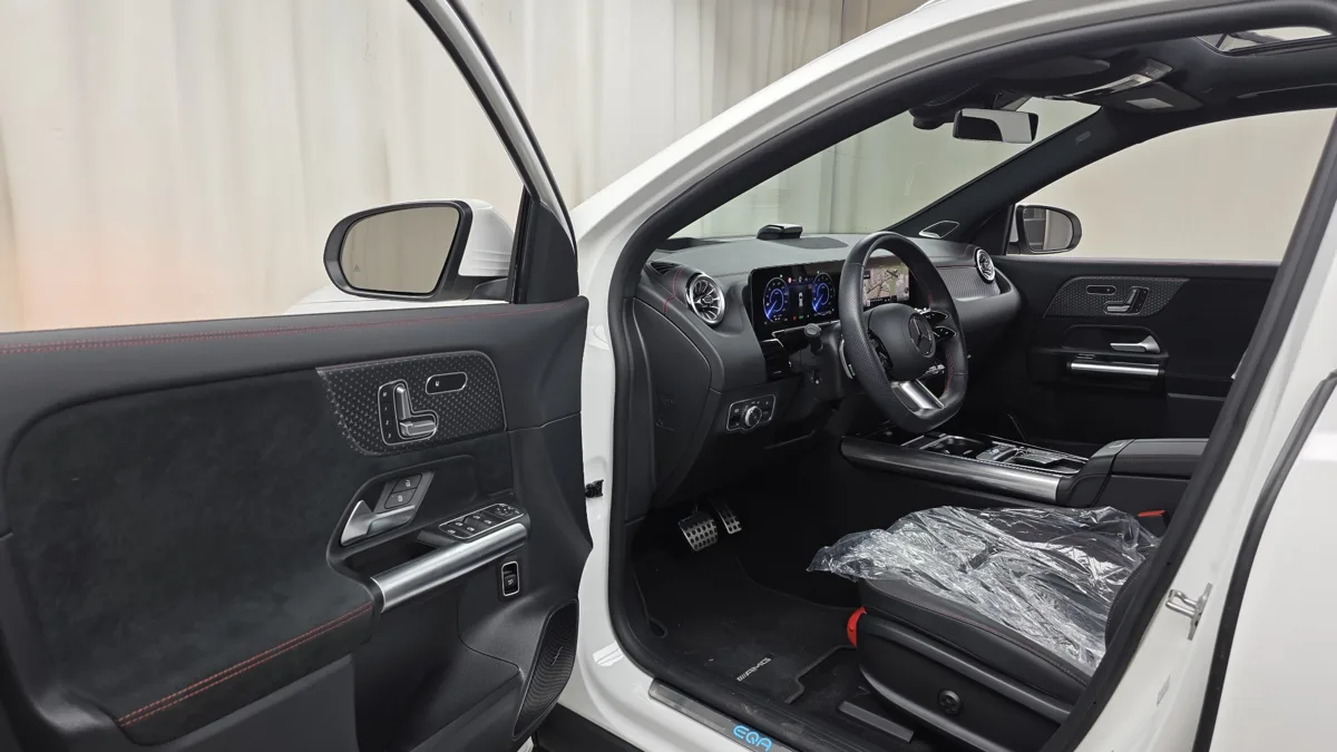 Mercedes-Benz EQA interior detail