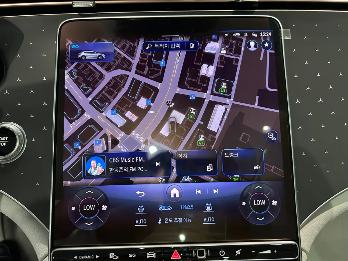 Mercedes-Benz EQE interior detail