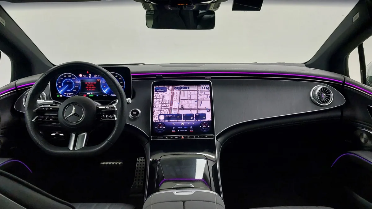Mercedes-Benz EQS interior detail