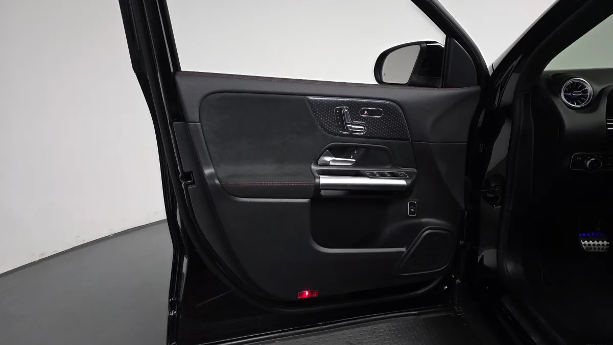 Mercedes-Benz GLA-Class interior detail