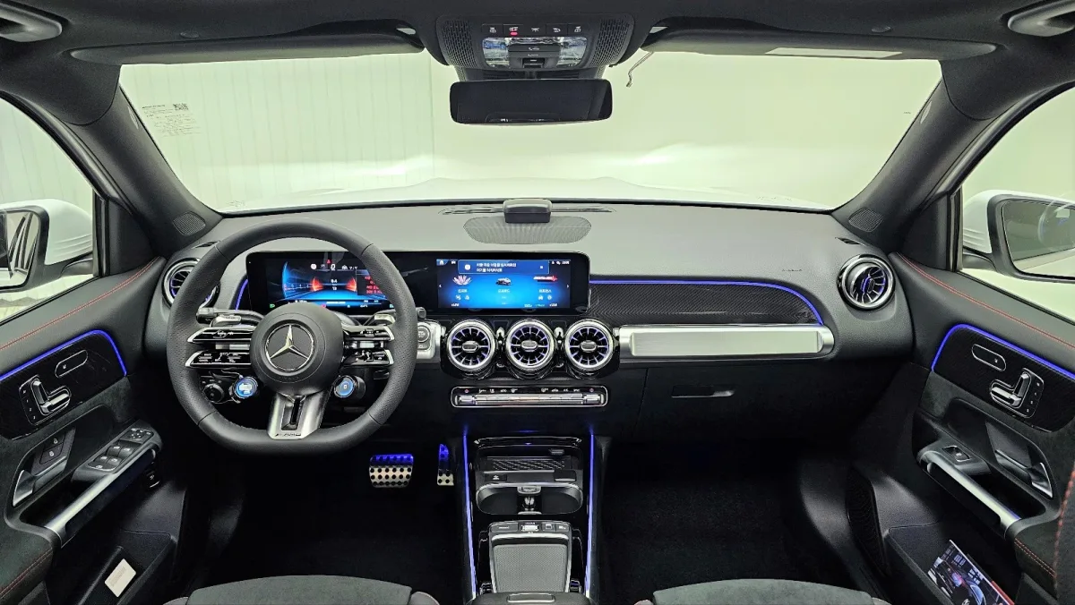 Mercedes-Benz GLB-Class interior detail