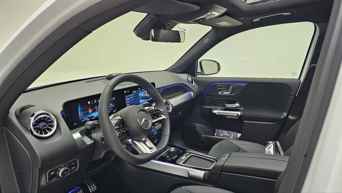 Mercedes-Benz GLB-Class interior detail