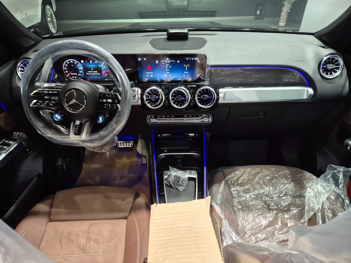 Mercedes-Benz GLB-Class interior detail