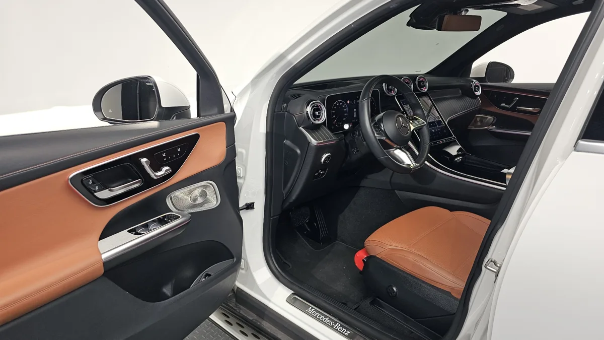 Mercedes-Benz GLC-Class interior detail
