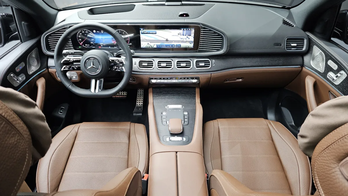 Mercedes-Benz GLS-Class interior detail