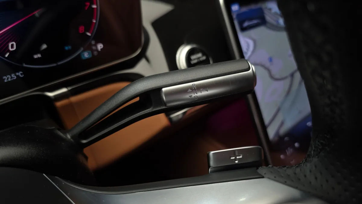 Mercedes-Benz S-Class interior detail