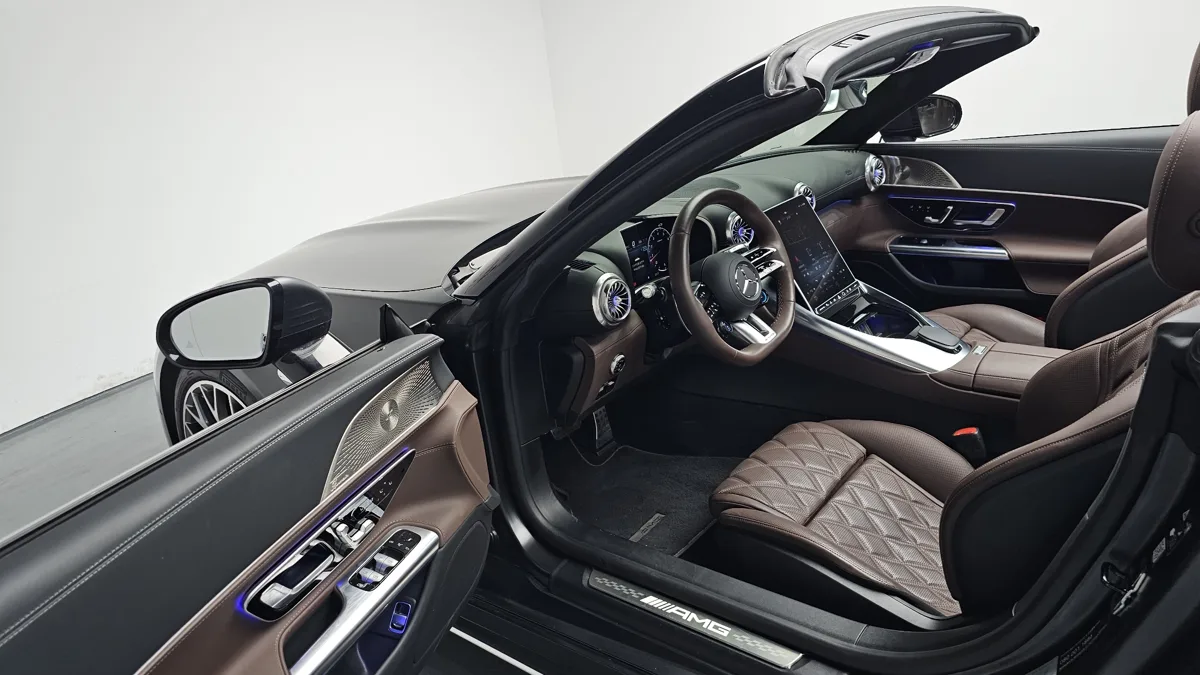 Mercedes-Benz SL-Class interior detail