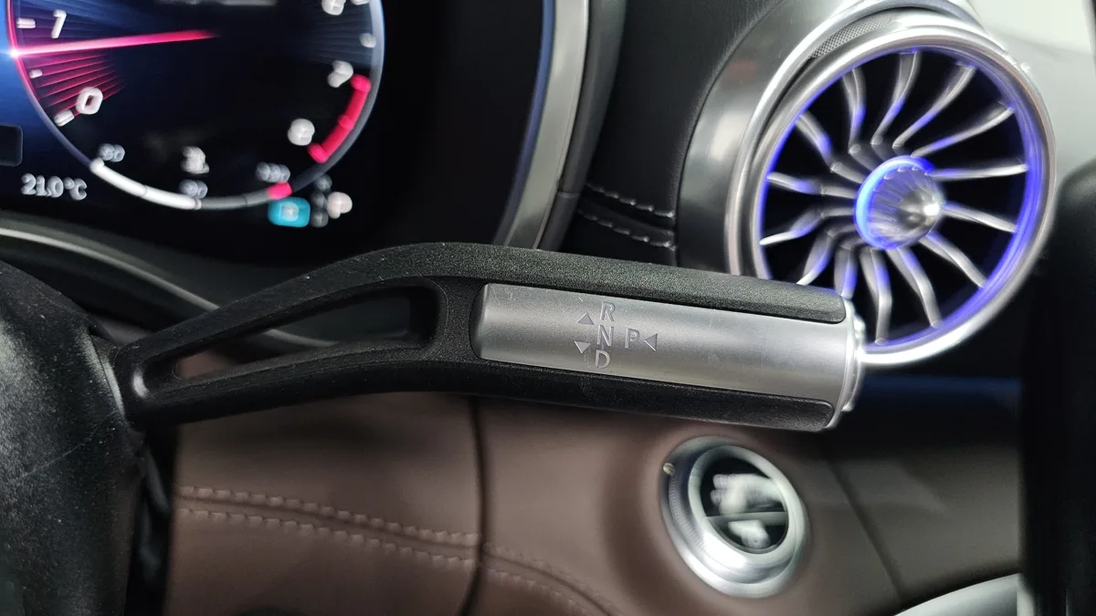 Mercedes-Benz SL-Class interior detail