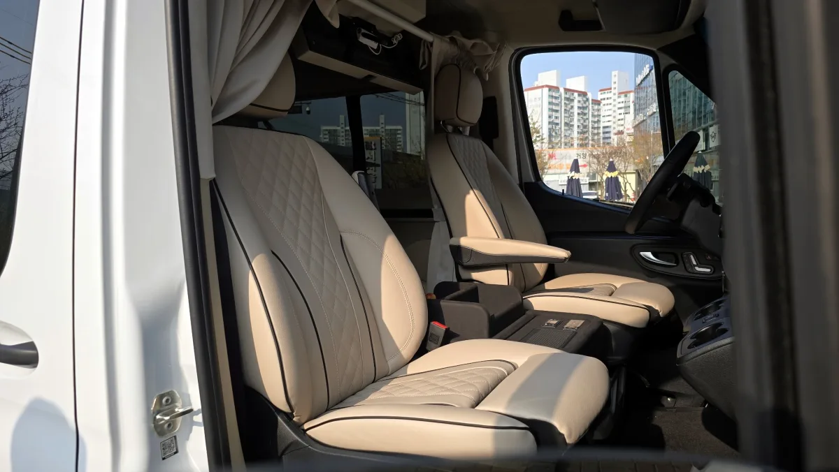 Mercedes-Benz Sprinter interior detail