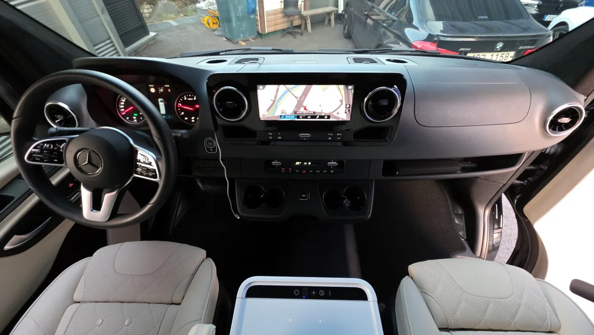 Mercedes-Benz Sprinter interior detail