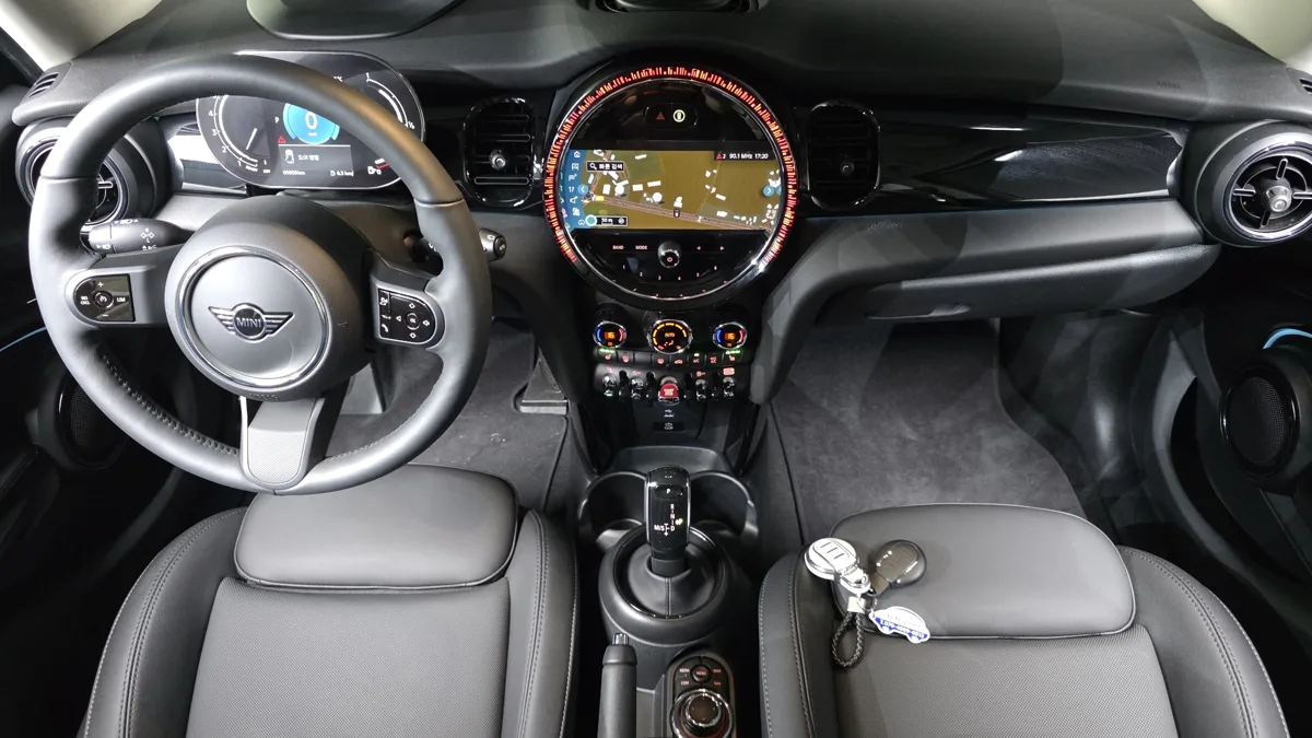 MINI Cooper interior detail