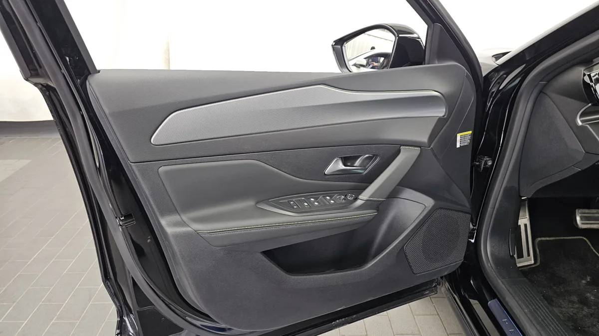 Peugeot 408 interior detail