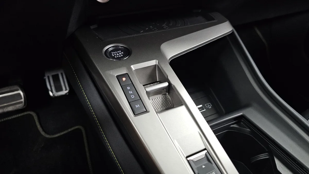 Peugeot 408 interior detail