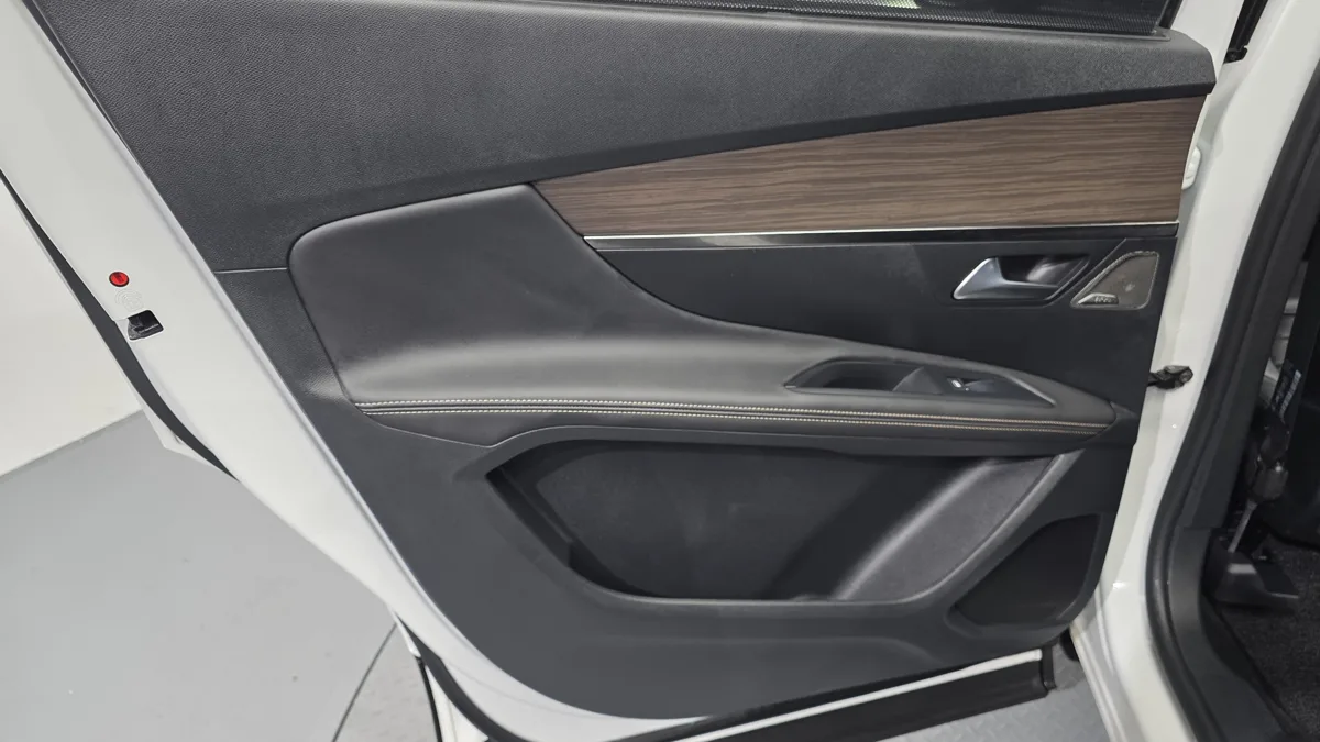Peugeot 5008 interior detail