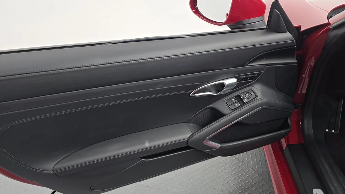 Porsche 718 interior detail