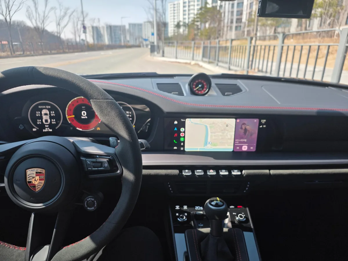 Porsche 911 interior detail