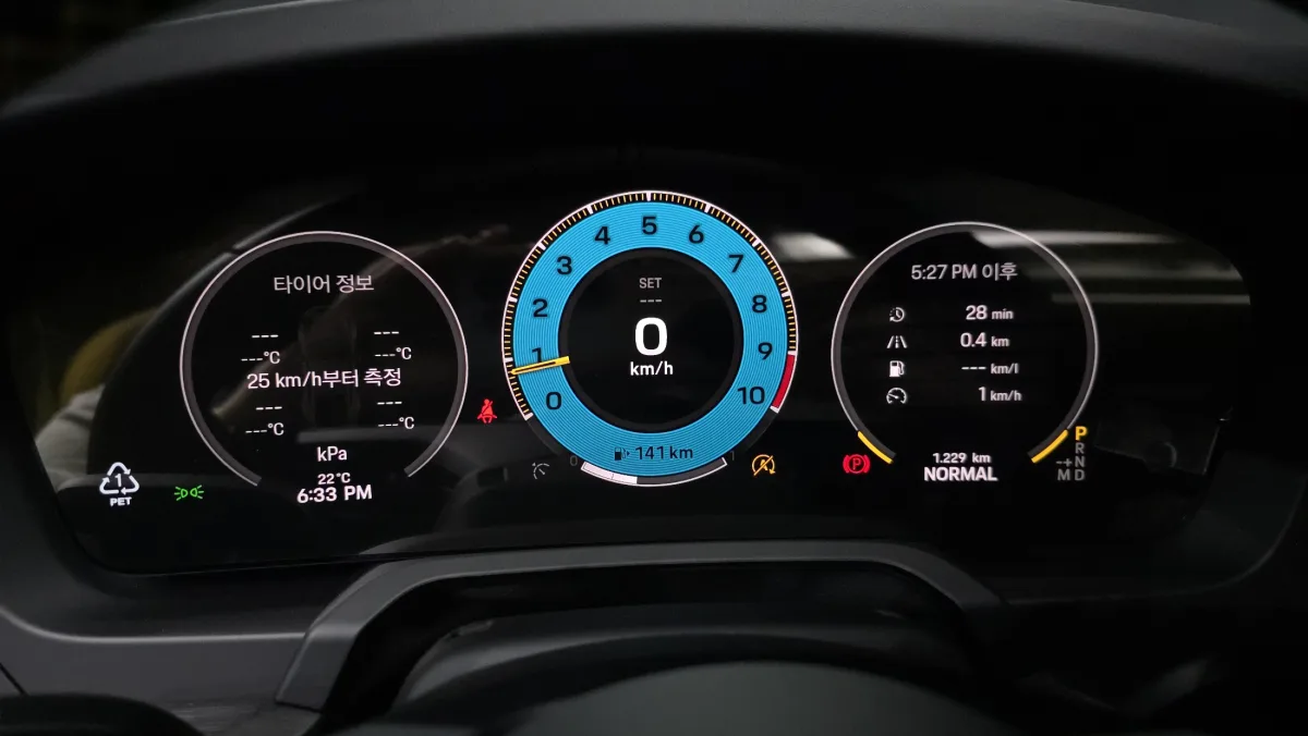 Porsche 911 interior detail