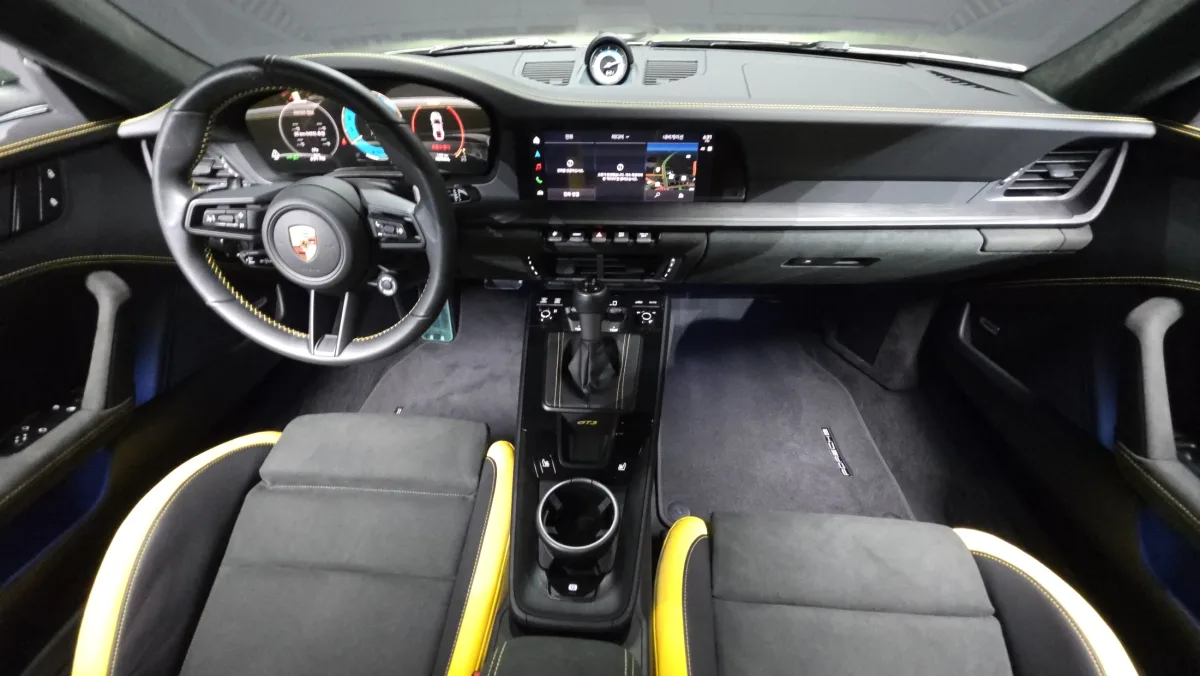 Porsche 911 interior detail