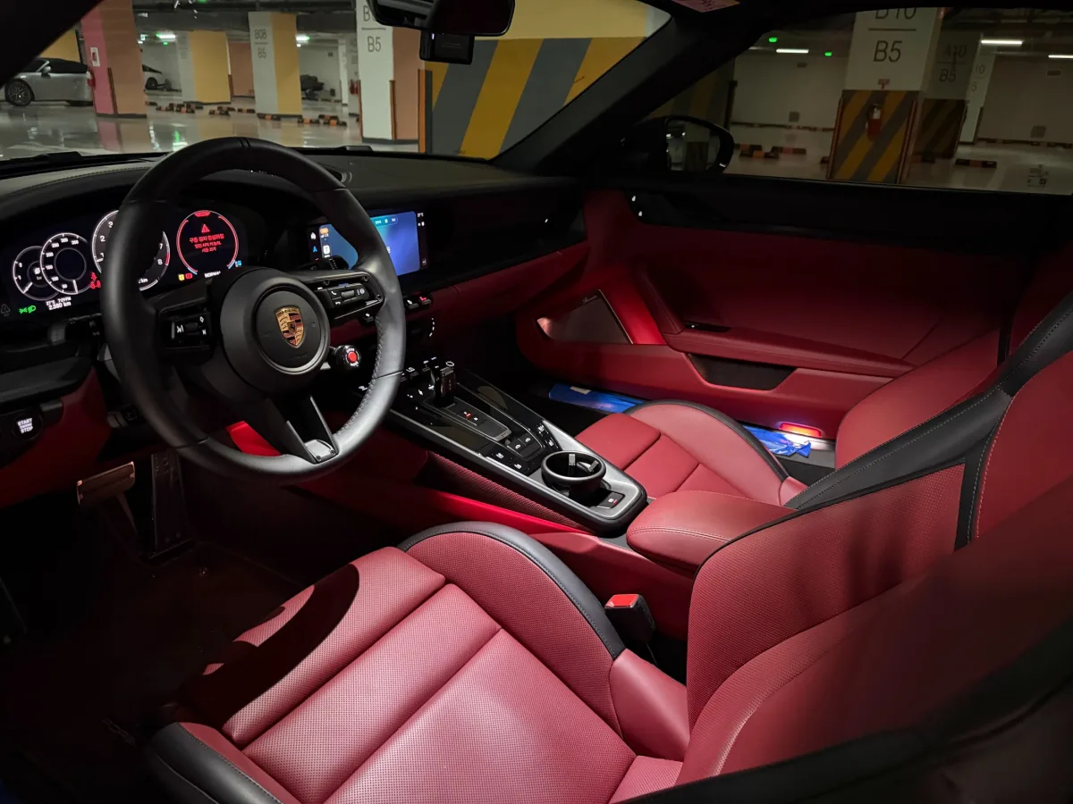 Porsche 911 interior detail