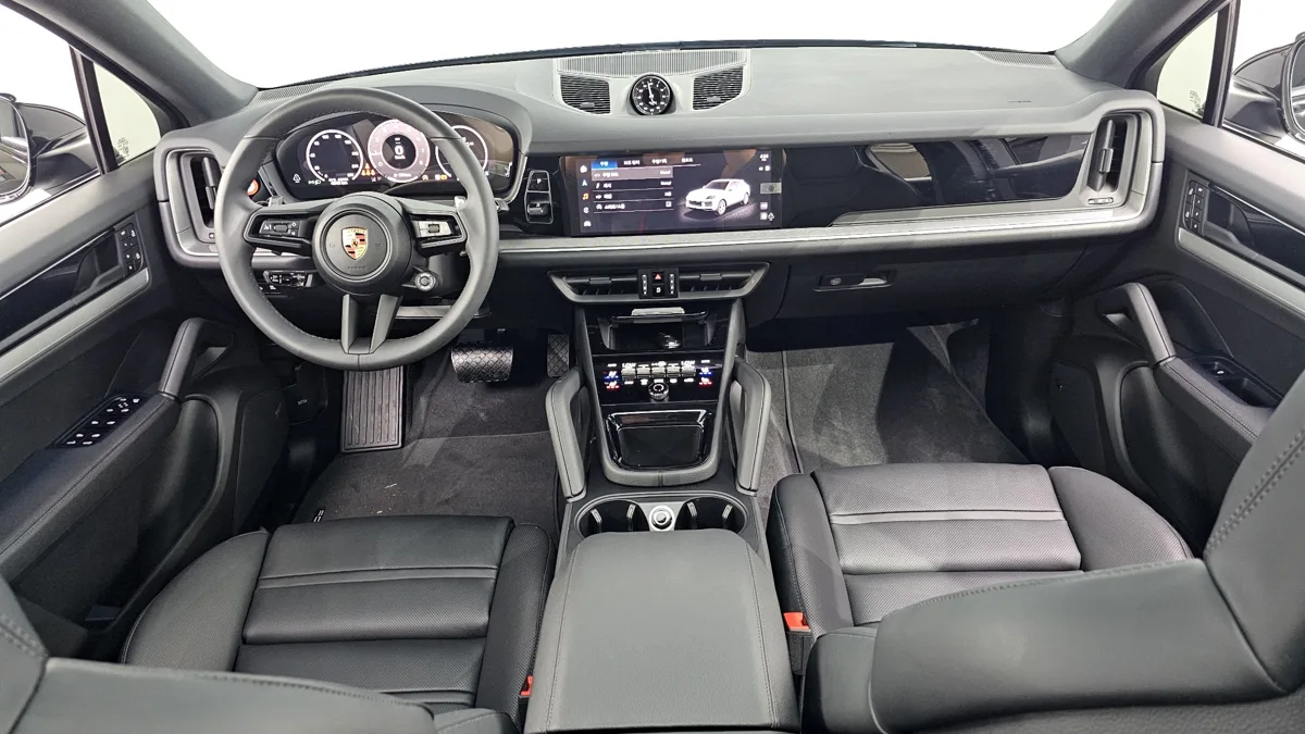 Porsche Cayenne interior detail