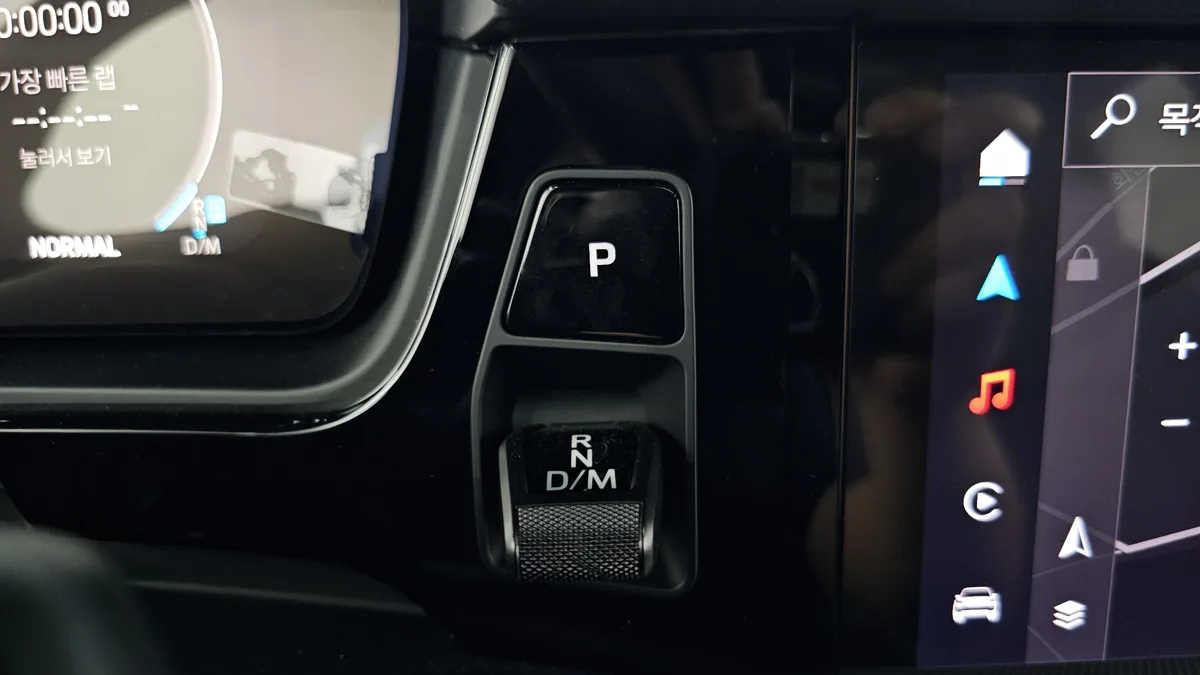 Porsche Cayenne interior detail