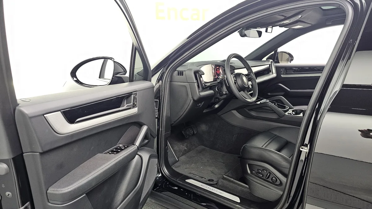 Porsche Cayenne interior detail