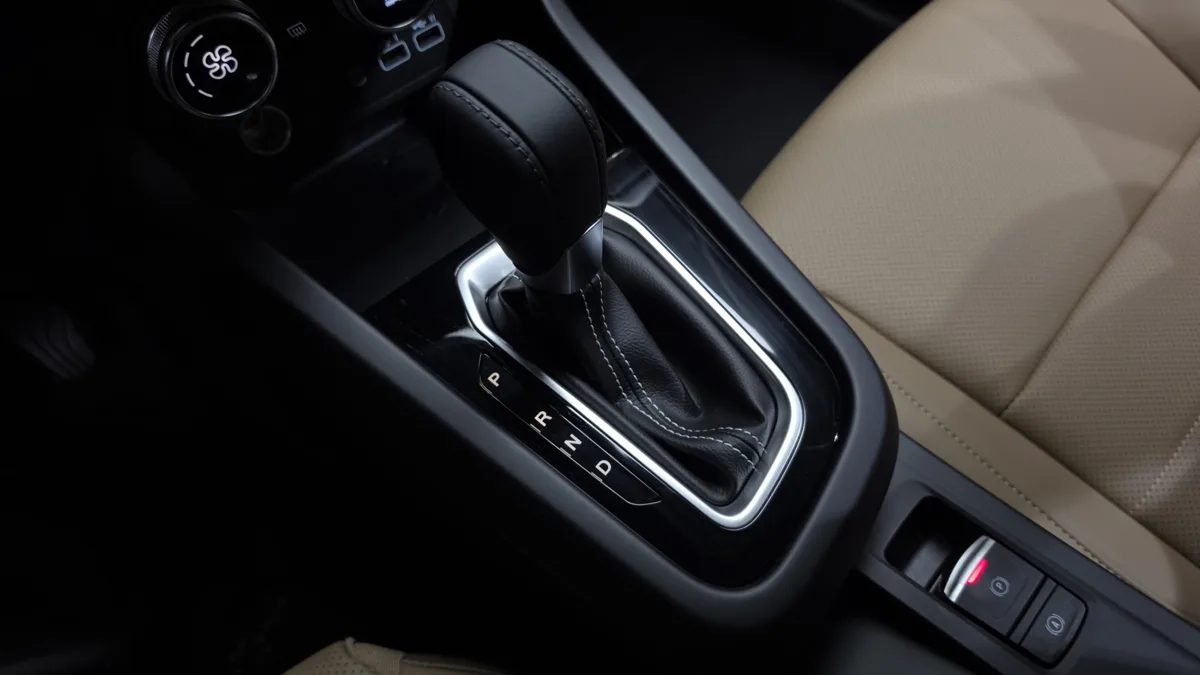 Renault Korea (Samsung) Arkana interior detail