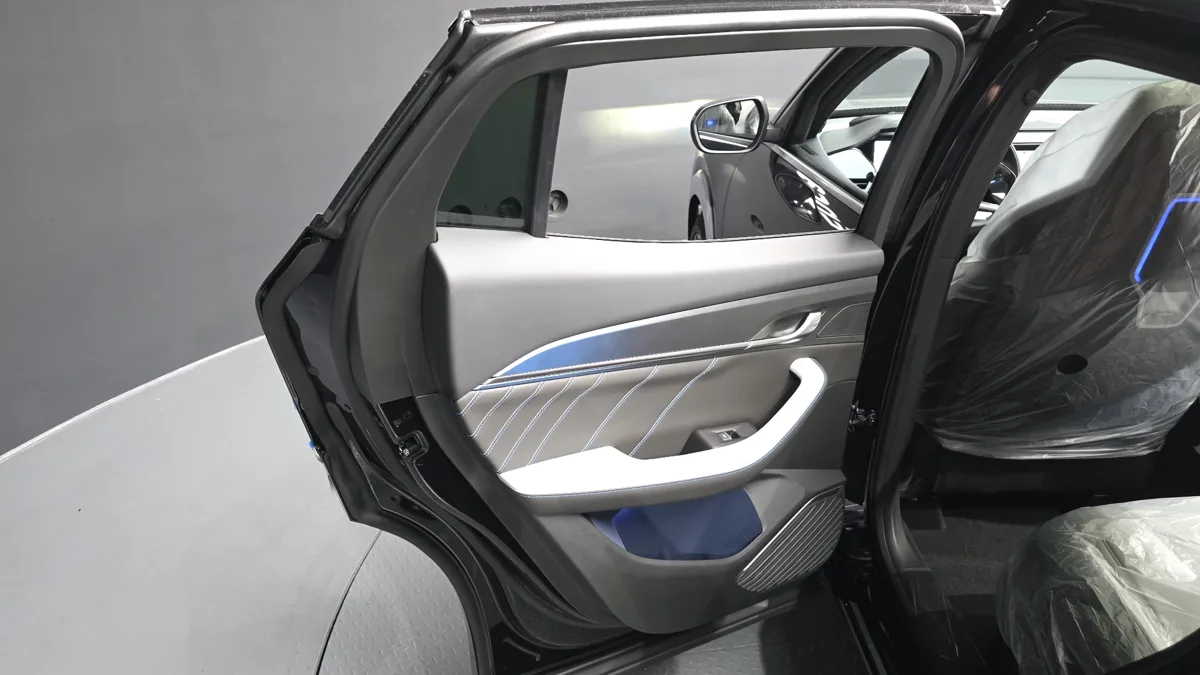 Renault Korea (Samsung) Filante interior detail