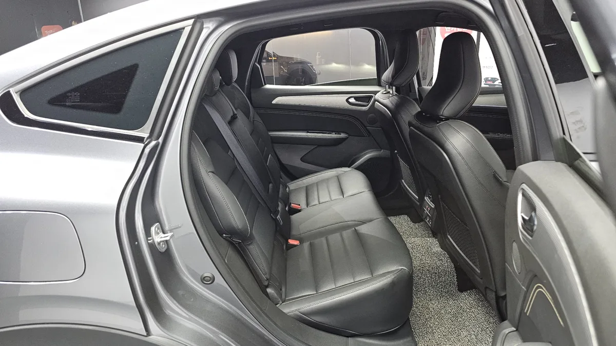 Renault Korea (Samsung) Arkana (XM3) interior detail